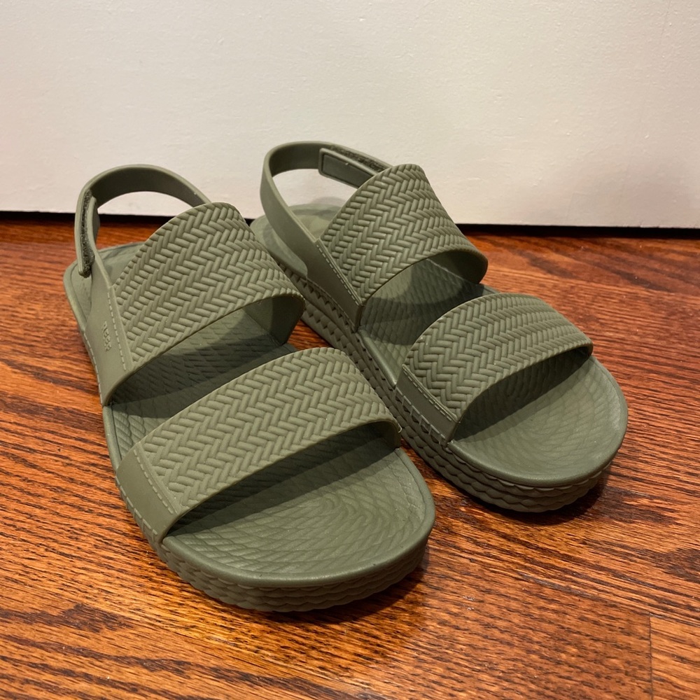 Reef Women’s Water Vista - Olive - Size 7